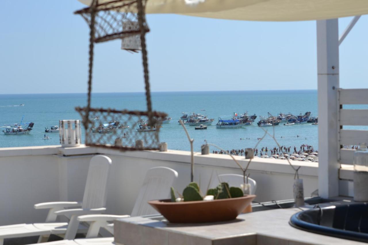 Sottosopra Acomodação com café da manhã Margherita Di Savoia Exterior foto